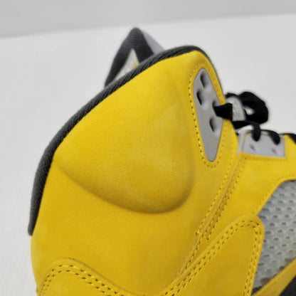 【中古品】【メンズ】 NIKE ナイキ AIR JORDAN 5 RETRO IO3372-700 エア ジョーダン 5 レトロ スニーカー シューズ 靴 160-260506-as-08-izu サイズ：28.5cm カラー：VARSITY MAIZE/BLACK-WOLF GREY-ANTHRACITE 万代Net店