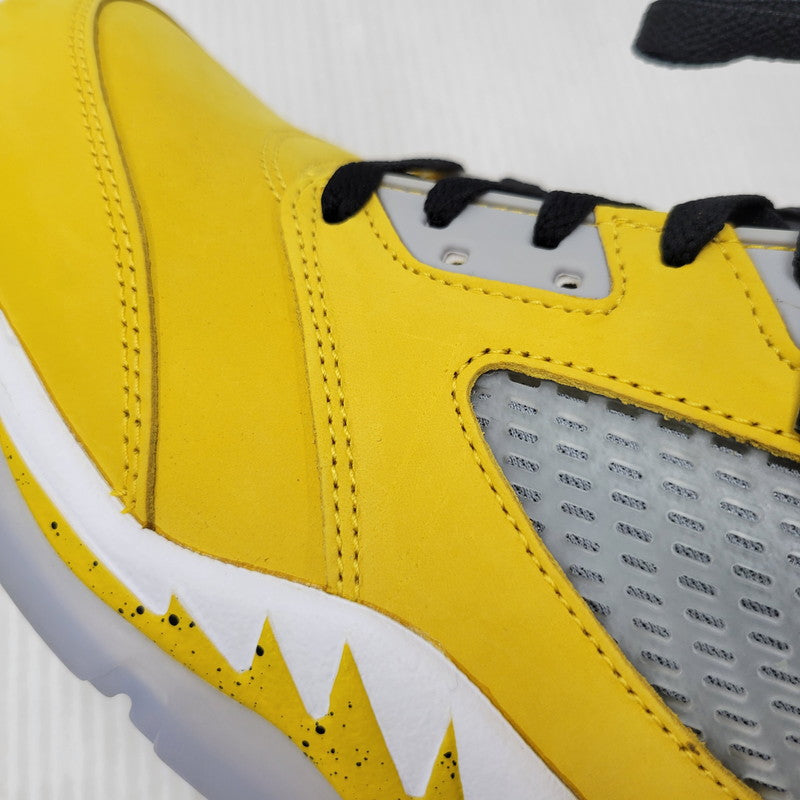 【中古品】【メンズ】 NIKE ナイキ AIR JORDAN 5 RETRO IO3372-700 エア ジョーダン 5 レトロ スニーカー シューズ 靴 160-260506-as-08-izu サイズ：28.5cm カラー：VARSITY MAIZE/BLACK-WOLF GREY-ANTHRACITE 万代Net店