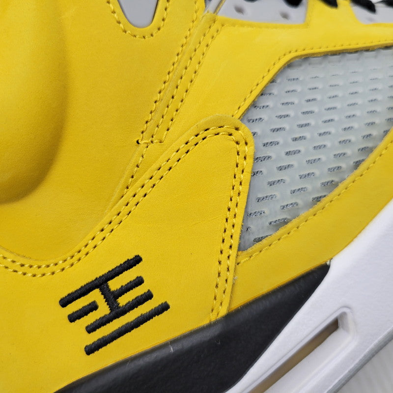 【中古品】【メンズ】 NIKE ナイキ AIR JORDAN 5 RETRO IO3372-700 エア ジョーダン 5 レトロ スニーカー シューズ 靴 160-260506-as-08-izu サイズ：28.5cm カラー：VARSITY MAIZE/BLACK-WOLF GREY-ANTHRACITE 万代Net店