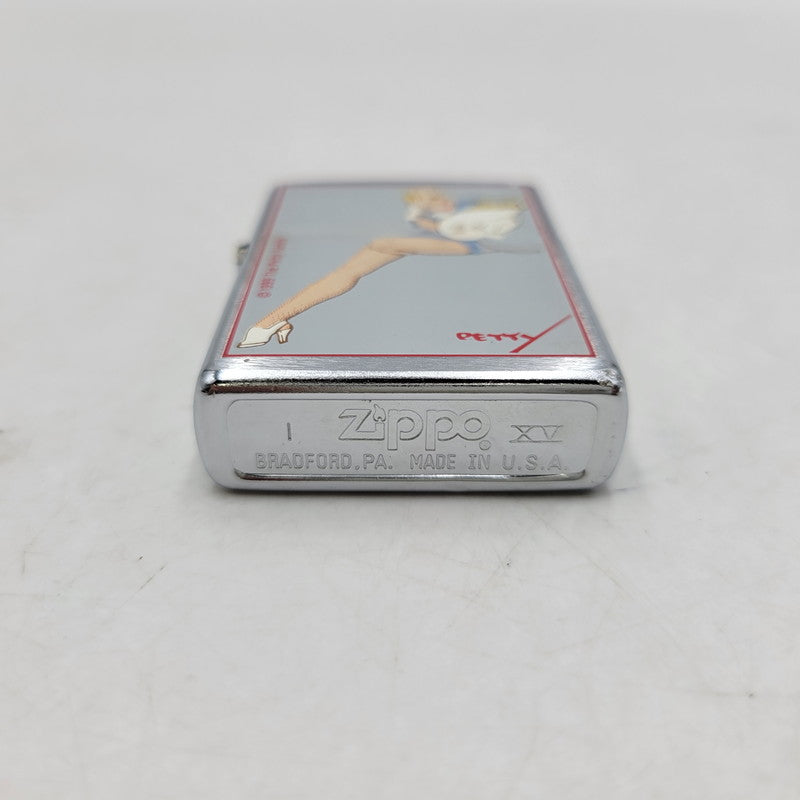 【中古品】【メンズ/レディース】 ZIPPO ジッポ THE PETTY GIRL OIL LIGHTER ペティガール オイルライター 喫煙具 206-260516-as-40-izu カラー：シルバー 万代Net店