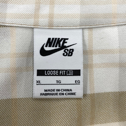 【中古品】【メンズ】 NIKE SB ナイキエスビー HV0257-133 FLNNL BTN UP KOS LS TOP フランネル ボタン アップ コストン ロングスリーブ トップ トップス 長袖 142-260506-cs-12-izu サイズ：XL カラー：ベージュ系 万代Net店