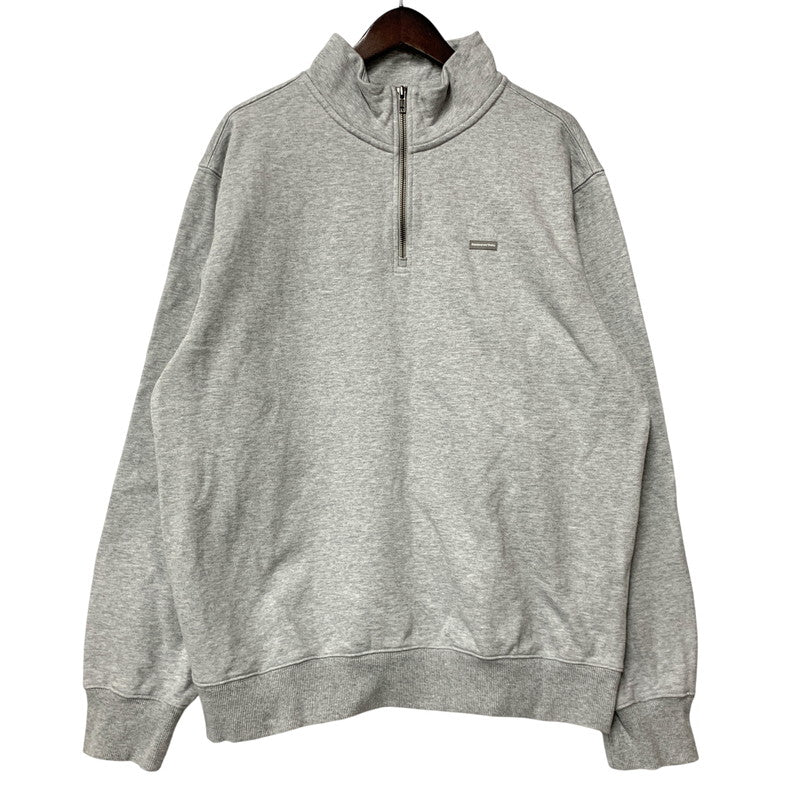 【中古品】【メンズ】 THISISNEVERTHAT ディスイズネバーザット TN253TSWHA02 T.N.T. CLASSIC HDP HALF ZIP SWEATSHIRT ハーフ ジップ スウェットシャツ トップス 長袖 142-260517-cs-15-izu サイズ：XL カラー：グレー 万代Net店