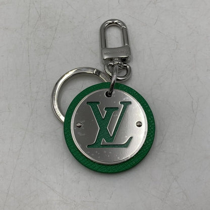 【中古品】【メンズ/レディース】 LOUIS VUITTON ルイ・ヴィトン M01746 RM4213 LV CIRCLE BAG CHARM & KEY HOLDER VERT サークル バッグ チャーム キーホルダー 服飾雑貨 179-260506-cs-04-izu カラー：シルバー×グリーン 万代Net店
