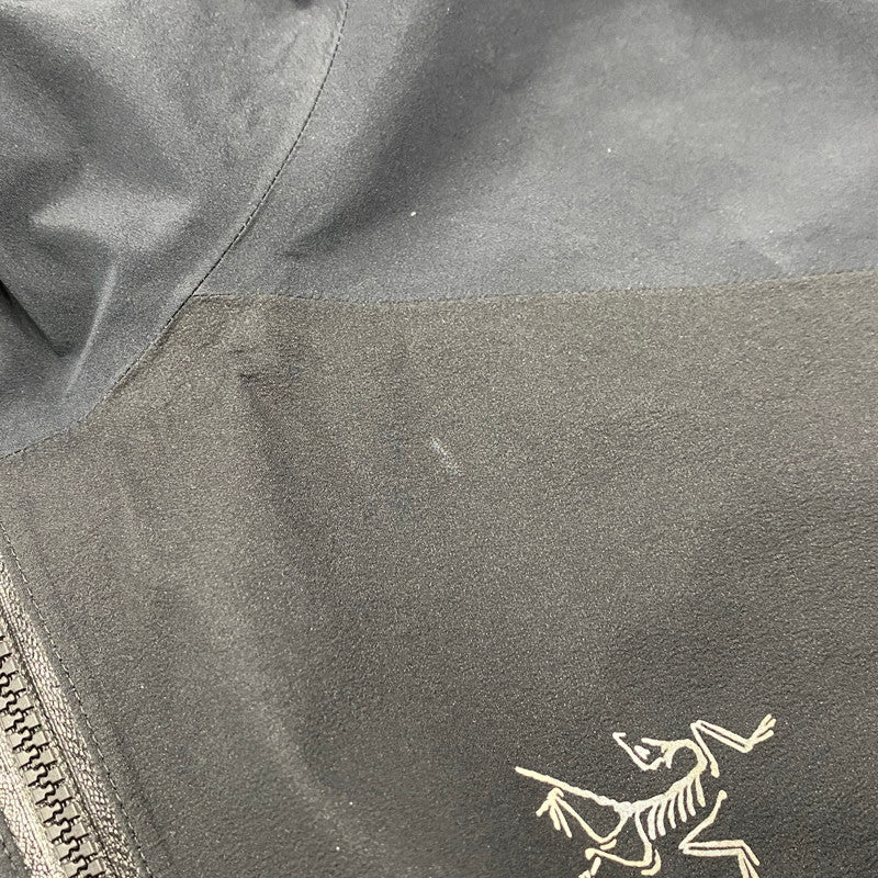 【中古品】【メンズ】 ARC'TERYX アークテリクス 9572 0811028454-10 GORE-TEX ACTIVE JACKET ゴアテックス アクティブ ジャケット アウター 144-260511-cs-02-izu サイズ：S カラー：ブラック 万代Net店