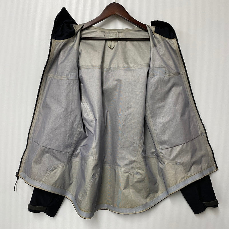 【中古品】【メンズ】 ARC'TERYX アークテリクス 9572 0811028454-10 GORE-TEX ACTIVE JACKET ゴアテックス アクティブ ジャケット アウター 144-260511-cs-02-izu サイズ：S カラー：ブラック 万代Net店