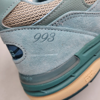【中古美品】【メンズ】 NEW BALANCE ニューバランス × JOE FRESHGOODS ジョー フレッシュグッズ MR993JF1 PERFORMANCE ART パフォーマンス アート スニーカー 靴 162-260508-kh-08-izu サイズ：29 カラー：ライトブルー系 万代Net店