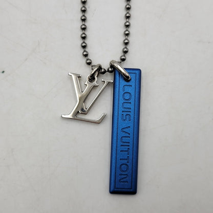 【中古品】【メンズ/レディース】 LOUIS VUITTON ルイ・ヴィトン MP2223 コリエ・LVサテライト ネックレス 179-260508-kh-14-izu カラー：シルバー×ブルー 万代Net店