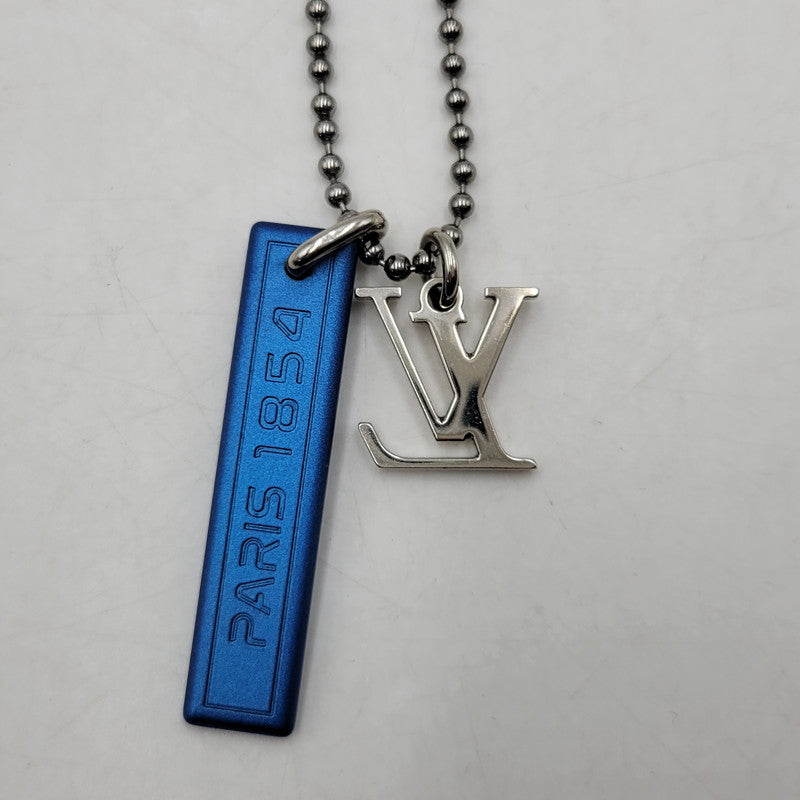 【中古品】【メンズ/レディース】 LOUIS VUITTON ルイ・ヴィトン MP2223 コリエ・LVサテライト ネックレス 179-260508-kh-14-izu カラー：シルバー×ブルー 万代Net店