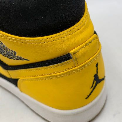 【中古品】【メンズ/レディース】 NIKE ナイキ 554724-035 AIR JORDAN エアジョーダン 1 RETRO MID レトロ ミッド NEW LOVE ニューラブ (2017) スニーカー シューズ 靴 160-260521-ya-03-izu サイズ：26cm カラー：Black / Varsity Maize / White 万代Net店