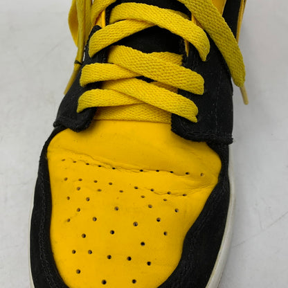 【中古品】【メンズ/レディース】 NIKE ナイキ 554724-035 AIR JORDAN エアジョーダン 1 RETRO MID レトロ ミッド NEW LOVE ニューラブ (2017) スニーカー シューズ 靴 160-260521-ya-03-izu サイズ：26cm カラー：Black / Varsity Maize / White 万代Net店