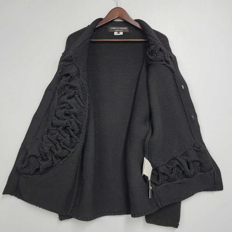 【中古品】【メンズ】 COMME DES GARCONS HOMME PLUS コムデギャルソンオムプリュス PL-N010 23AW CABLE KNIT CARDIGAN ケーブル ニット カーディガン トップス 長袖 140-260510-ya-04-izu サイズ：L カラー：BLACK 万代Net店