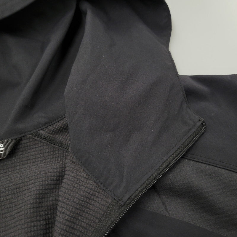 【中古美品】【メンズ】 ARC'TERYX アークテリクス KONSEAL SL PULLOVER HOODY M X000009807 コンシール SL プルオーバー フーディ パーカー 144-260512-as-11-izu サイズ：L カラー：ブラック 万代Net店