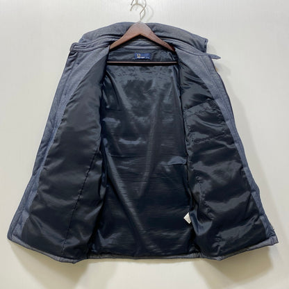 【中古品】【メンズ】 FRED PERRY フレッドペリー F2405 HOODED DOWN JACKET フーデッド ダウン ジャケット アウター 141-260712-ya-09-izu サイズ：M カラー：ネイビー 万代Net店