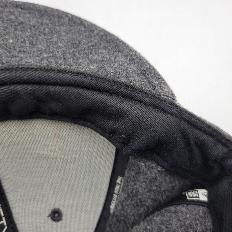 【中古品】【メンズ/レディース】 Supreme シュプリーム × WOOLRICH ウールリッチ × NEW ERA ニューエラ BOX LOGO CAP ボックスロゴキャップ 帽子 185-260512-as-23-izu サイズ：7 5/8（60.6cm） カラー：ダークグレー 万代Net店