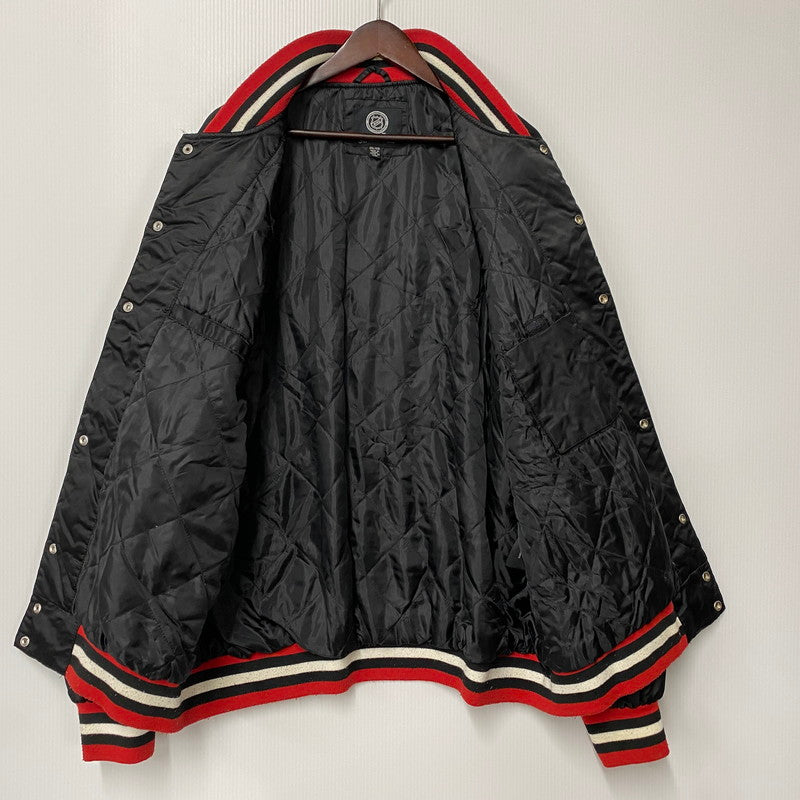 【中古品】【メンズ】 NHL ナショナルホッケーリーグ BLACKHAWKS NYLON STADIUM JACKET ブラックホークス ナイロン スタジアム ジャケット アウター 146-260522-kh-12-izu サイズ：XXL カラー：ブラック×レッド 万代Net店