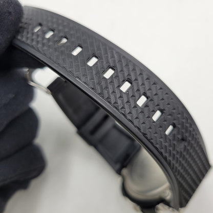 【中古品】【メンズ/レディース】 G-SHOCK ジーショック QUARTZ WATCH GM-110 クォーツ 腕時計 196-260512-as-28-izu サイズ：51.9 × 48.8 × 16.9 mm カラー：シルバー×ブラック 万代Net店
