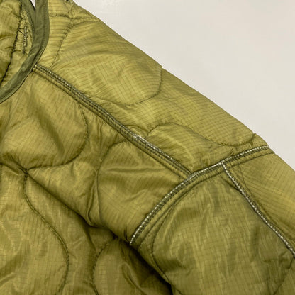 【中古品】【メンズ】 USED DLA100-83-C-0712 M-65 QUILTING LINER キルティング ライナー アウター 146-260522-kh-13-izu サイズ：M カラー：オリーブ 万代Net店