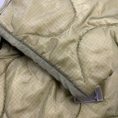 【中古品】【メンズ】 USED DLA100-83-C-0712 M-65 QUILTING LINER キルティング ライナー アウター 146-260522-kh-13-izu サイズ：M カラー：オリーブ 万代Net店