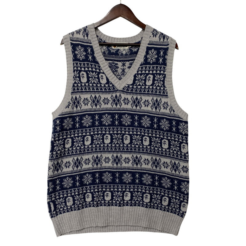 【中古品】【メンズ】 A BATHING APE アベイシングエイプ NORDIC APE HEAD KNIT VEST ノルディック エイプ ヘッド ニット ベスト トップス 142-260523-kh-03-izu サイズ：XL カラー：グレー×ネイビー 万代Net店