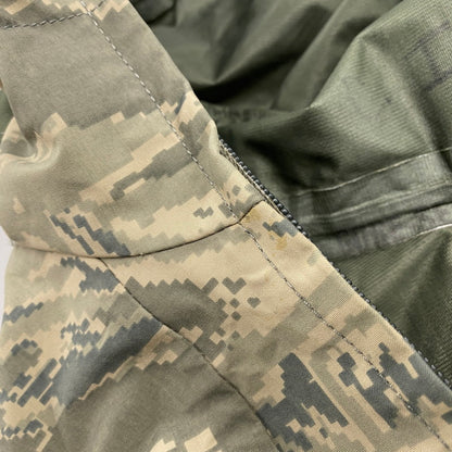 【中古品】【メンズ】 U.S AIR FORCE ユーエス・エアフォース 8415-01-547-3512 APECS エイペックス ABU DIGITAL TIGER GORE-TEX PARKA デジタル タイガー ゴアテックス パーカ アウター 146-260515-ya-08-izu サイズ：M-R カラー：マルチ 万代Net店