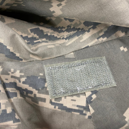 【中古品】【メンズ】 U.S AIR FORCE ユーエス・エアフォース 8415-01-547-3512 APECS エイペックス ABU DIGITAL TIGER GORE-TEX PARKA デジタル タイガー ゴアテックス パーカ アウター 146-260515-ya-08-izu サイズ：M-R カラー：マルチ 万代Net店