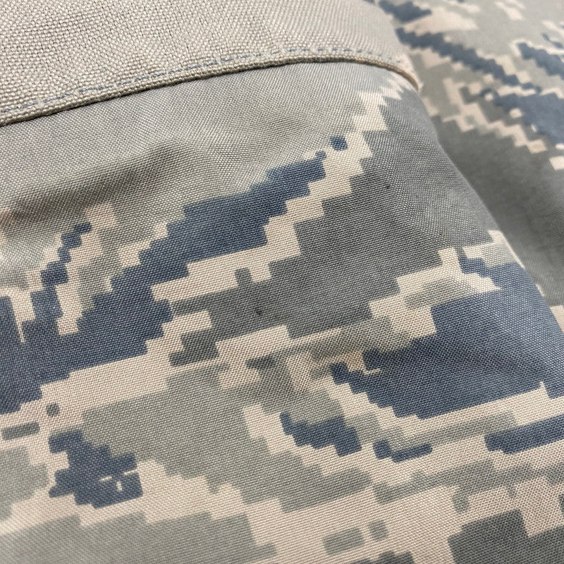 【中古品】【メンズ】 U.S AIR FORCE ユーエス・エアフォース 8415-01-547-3512 APECS エイペックス ABU DIGITAL TIGER GORE-TEX PARKA デジタル タイガー ゴアテックス パーカ アウター 146-260515-ya-08-izu サイズ：M-R カラー：マルチ 万代Net店