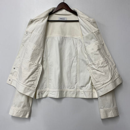 【中古品】【メンズ】 AMBUSH アンブッシュ 12111796 21SS LOGO CROP DENIM JACKET ロゴ クロップ デニム ジャケット アウター 142-260515-ya-10-izu サイズ：2 カラー：WHITE 万代Net店