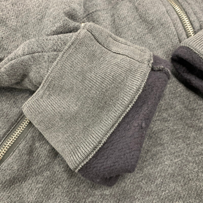 【中古品】【メンズ】 LOUIS VUITTON ルイ・ヴィトン LV LOGO LEATHER PATCH ZIPUP HOODED SWEAT SHIRT RM142Q H6Y51WJUH LVロゴ レザーパッチ ジップアップ フーディー パーカー 179-260516-as-11-izu サイズ：M カラー：グレー 万代Net店