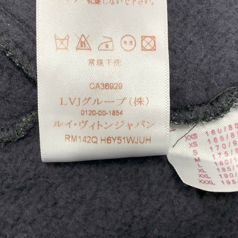 【中古品】【メンズ】 LOUIS VUITTON ルイ・ヴィトン LV LOGO LEATHER PATCH ZIPUP HOODED SWEAT SHIRT RM142Q H6Y51WJUH LVロゴ レザーパッチ ジップアップ フーディー パーカー 179-260516-as-11-izu サイズ：M カラー：グレー 万代Net店