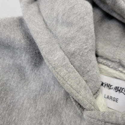 【中古品】【メンズ】 FUCKING AWESOME ファッキングオーサム GRAPHIC PULLOVER HOODIE グラフィック プルオーバー フーディー トップス 長袖 142-260710-cs-17-izu サイズ：L カラー：グレー 万代Net店