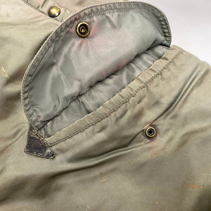 【現状渡し品】【メンズ】 U.S.AIR FORCE ユーエスエアフォース COYOTE FUR CONMAR ZIP コヨーテファー コンマ―ジップ 黒タグ SKYLINE CLOTHING社製 60S N-3B FLIGHT JACKET フライト ジャケット アウター 146-260518-cs-10-izu サイズ：不明 カラー：カーキ 万代Net店