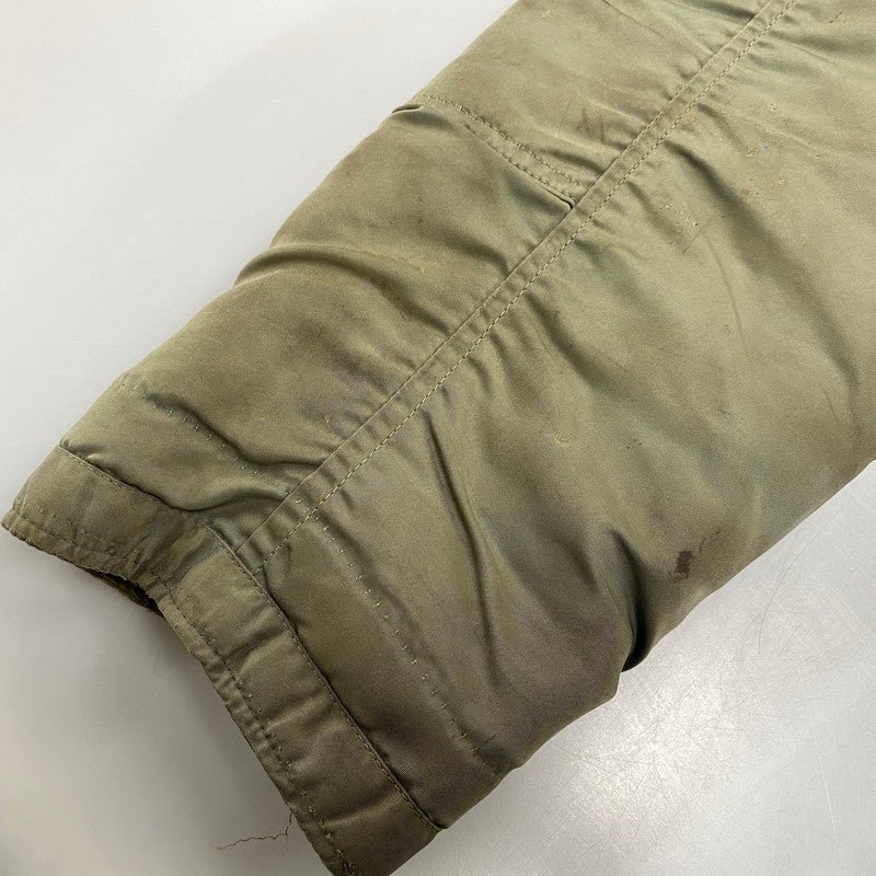 【現状渡し品】【メンズ】 U.S.AIR FORCE ユーエスエアフォース COYOTE FUR CONMAR ZIP コヨーテファー コンマ―ジップ 黒タグ SKYLINE CLOTHING社製 60S N-3B FLIGHT JACKET フライト ジャケット アウター 146-260518-cs-10-izu サイズ：不明 カラー：カーキ 万代Net店