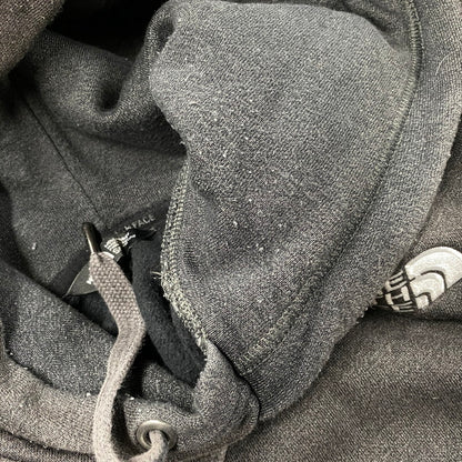 【現状渡し品】【メンズ】 THE NORTH FACE ザ・ノースフェイス HOODED SWEATSHIRT NF0A3X8S フーデッドスウェットシャツ パーカー 長袖 トップス 144-260607-as-34-izu サイズ：S カラー：チャコール 万代Net店