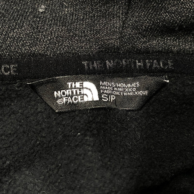 【現状渡し品】【メンズ】 THE NORTH FACE ザ・ノースフェイス HOODED SWEATSHIRT NF0A3X8S フーデッドスウェットシャツ パーカー 長袖 トップス 144-260607-as-34-izu サイズ：S カラー：チャコール 万代Net店