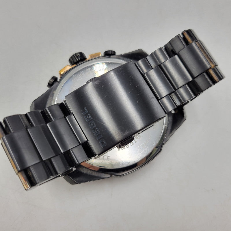 【中古品】【メンズ/レディース】 DIESEL ディーゼル DZ-4309 QUARTZ WATCH クオーツ ウォッチ 腕時計 時計 197-260602-ya-04-izu カラー：ブラック×ゴールド 万代Net店