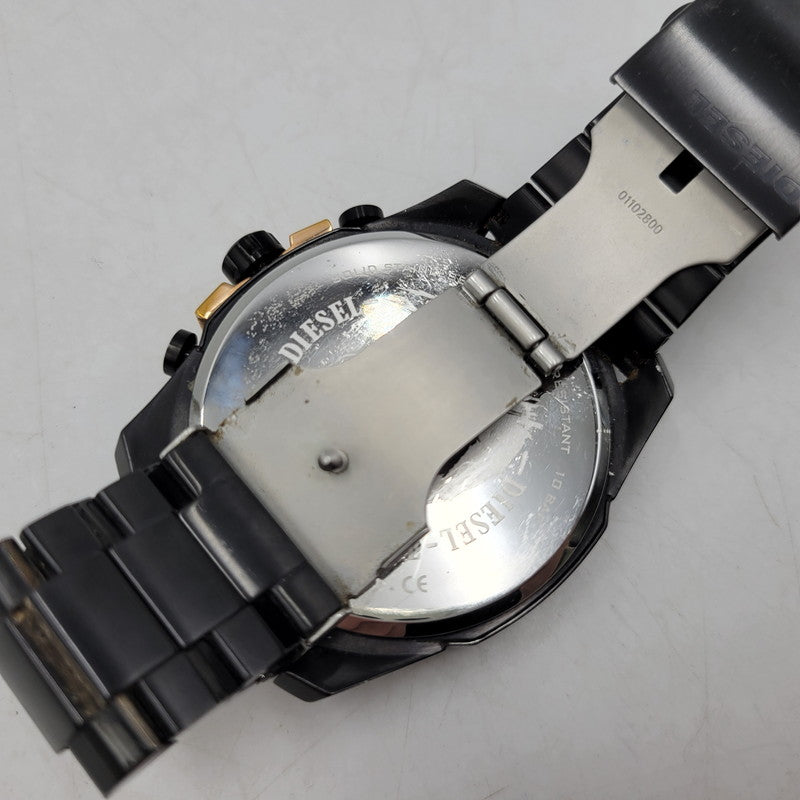 【中古品】【メンズ/レディース】 DIESEL ディーゼル DZ-4309 QUARTZ WATCH クオーツ ウォッチ 腕時計 時計 197-260602-ya-04-izu カラー：ブラック×ゴールド 万代Net店