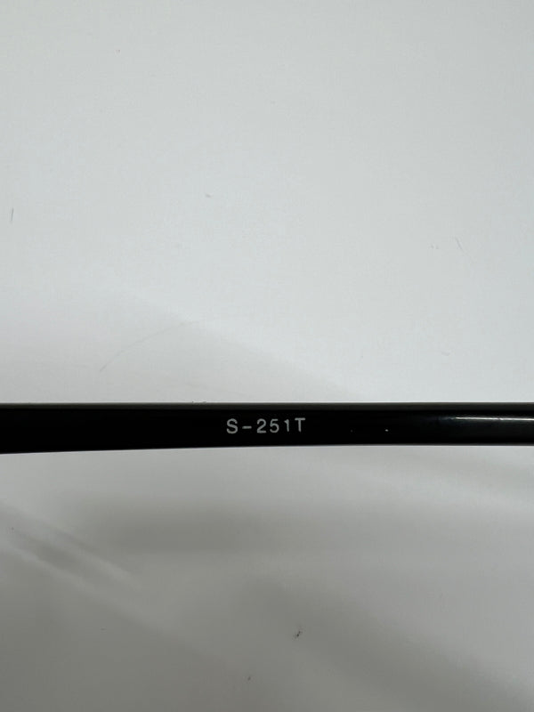 【中古品】【メンズ】 999.9 フォーナインズ オーバルタイプ 眼鏡フレーム S-251T 178-260703-kk-05-hon サイズ：53ロ17-120 カラー：シルバー/ブラック 万代Net店