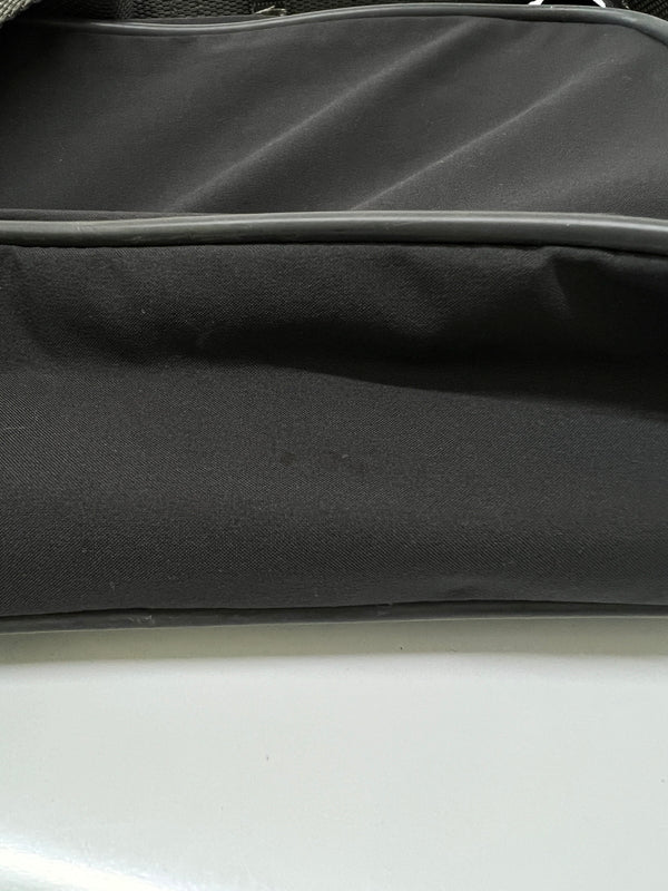 【現状渡し品】【メンズ】 PRADA SPORTS プラダ スポーツ CROSSBODY BAG 4V0454 クロスボディバッグ カバン ショルダーバッグ 178-260703-kk-03-hon カラー：グレー系 万代Net店