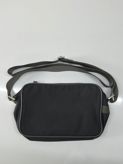 【現状渡し品】【メンズ】 PRADA SPORTS プラダ スポーツ CROSSBODY BAG 4V0454 クロスボディバッグ カバン ショルダーバッグ 178-260703-kk-03-hon カラー：グレー系 万代Net店