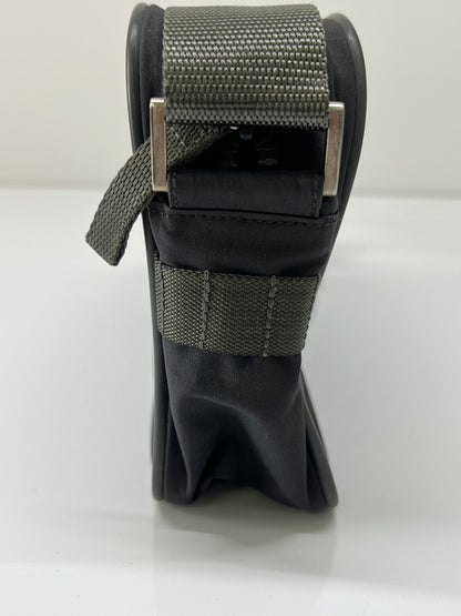 【現状渡し品】【メンズ】 PRADA SPORTS プラダ スポーツ CROSSBODY BAG 4V0454 クロスボディバッグ カバン ショルダーバッグ 178-260703-kk-03-hon カラー：グレー系 万代Net店