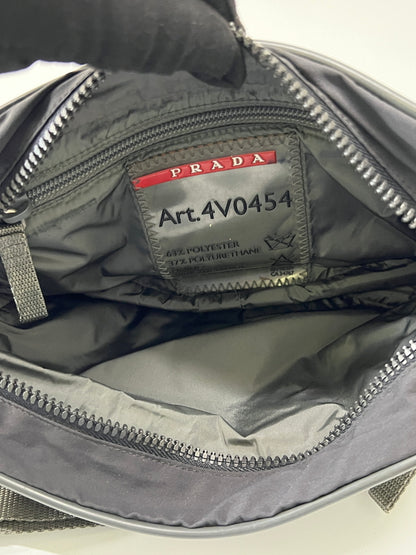 【現状渡し品】【メンズ】 PRADA SPORTS プラダ スポーツ CROSSBODY BAG 4V0454 クロスボディバッグ カバン ショルダーバッグ 178-260703-kk-03-hon カラー：グレー系 万代Net店
