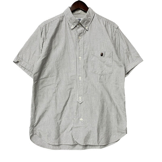 【中古品】【メンズ】 A BATHING APE アベイシングエイプ 1910-131-035 STRIPE BD S/S SHIRT ストライプ ボタンダウン ショートスリーブ シャツ トップス 半袖 142-260528-ya-15-izu サイズ：L カラー：白×グレー 万代Net店