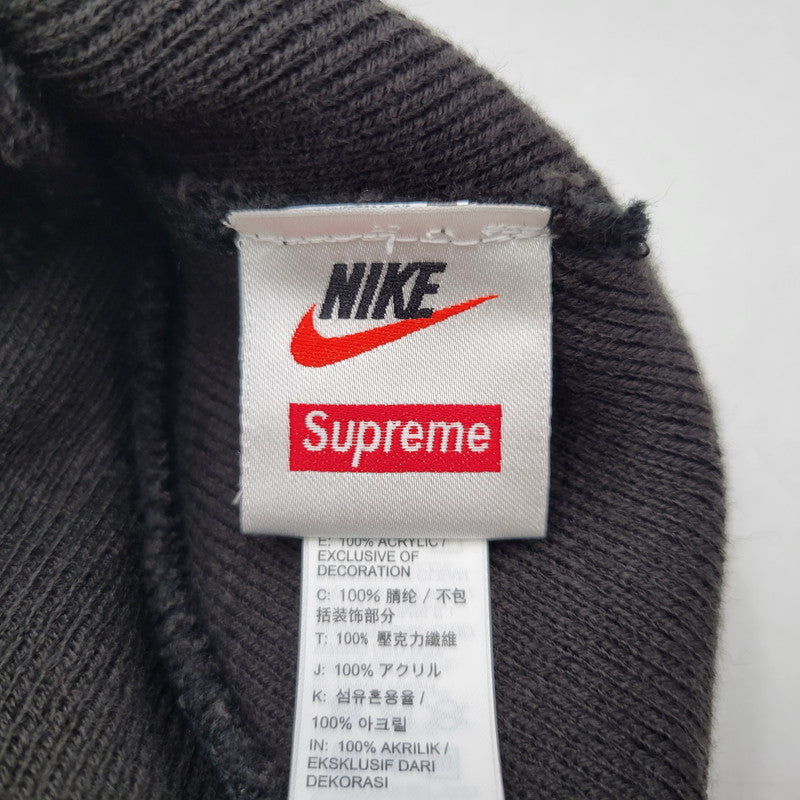 【中古美品】【メンズ/レディース】 Supreme シュプリーム × NIKE ナイキ BEANIE ビーニー ニット帽 帽子 185-260526-as-05-izu サイズ：ONE SIZE（56cm） カラー：ブラック 万代Net店
