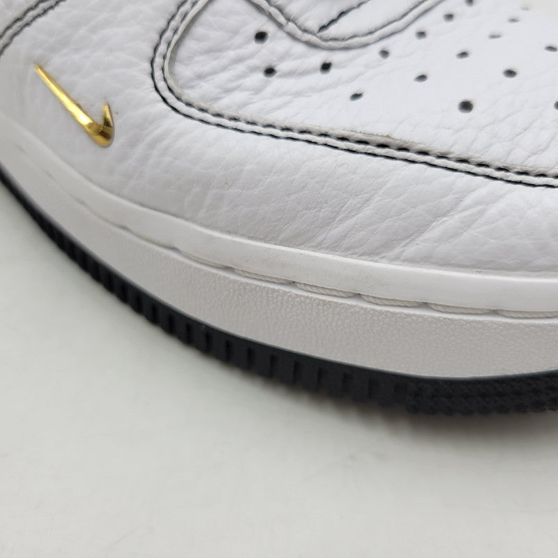 【中古品】【レディース】 NIKE ナイキ WMNS AIR FORCE 1 '07 MINI JEWEL IB6543-101 ウィメンズ エア フォース 1 '07 ミニ ジュエル スニーカー 靴 166-260529-as-04-izu サイズ：23.5cm カラー：ホワイト×ブラック 万代Net店