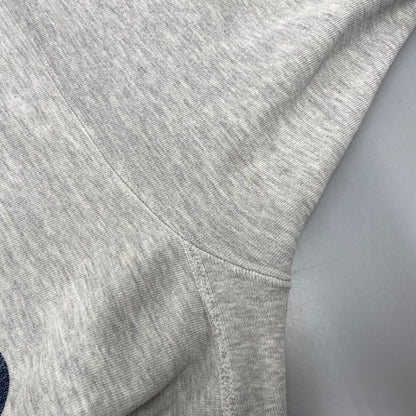 【現状渡し品】【メンズ】 CHAMPION チャンピオン 90S 刺繍タグ FIRST CHICAGO REVERSE WEAVE SWEAT SHIRTファースト・シカゴ リバース・ウィーブ スウェットシャツ トップス 長袖 146-260529-ya-12-izu サイズ：XL カラー：グレー 万代Net店