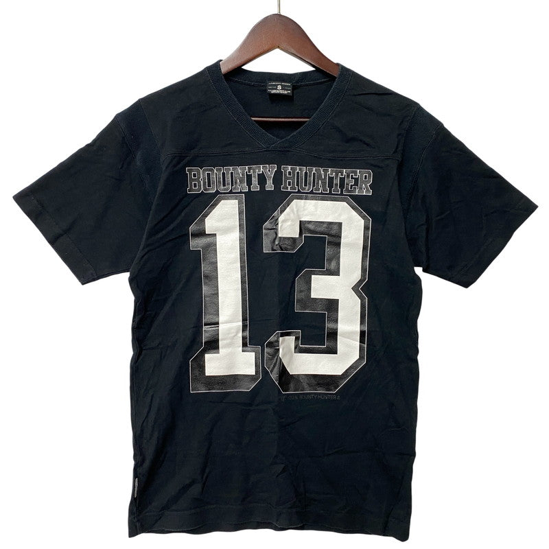 【中古品】【メンズ】 BOUNTY HUNTER バウンティーハンター ＃13 HOCKEY TEE ホッケー Tシャツ 半袖 トップス 142-260527-as-31-izu サイズ：S カラー：ブラック 万代Net店