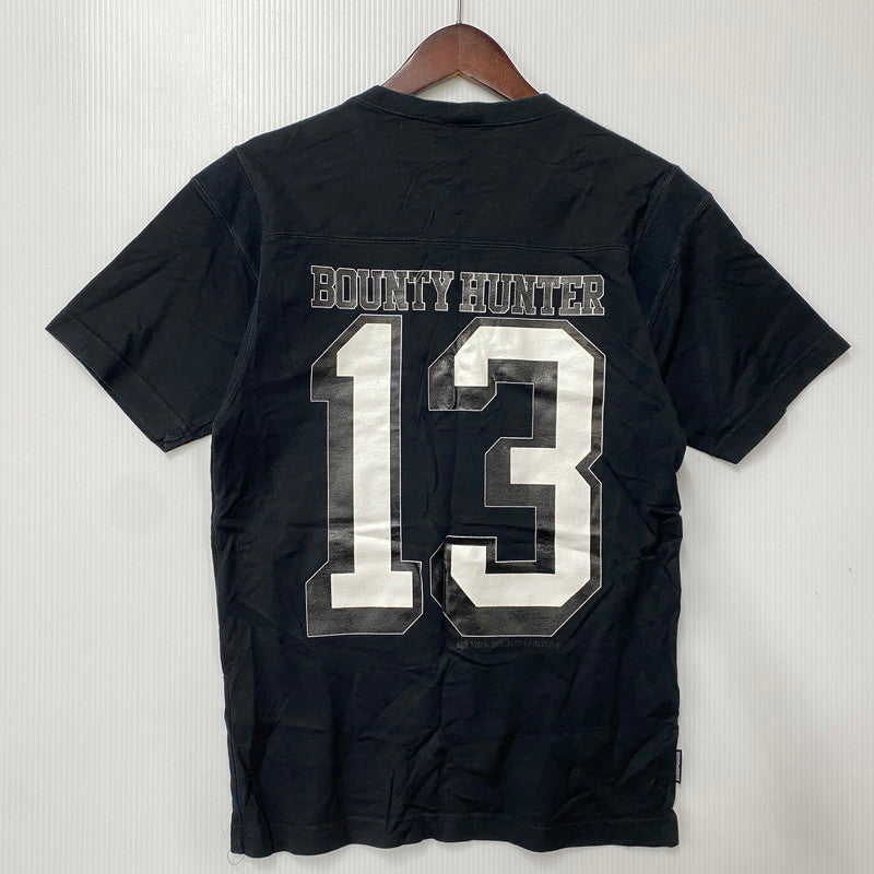 【中古品】【メンズ】 BOUNTY HUNTER バウンティーハンター ＃13 HOCKEY TEE ホッケー Tシャツ 半袖 トップス 142-260527-as-31-izu サイズ：S カラー：ブラック 万代Net店