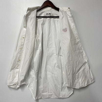 【中古品】【メンズ】 COMME DES GARCONS コムデギャルソン CDG PLAY AZ-B002 SHIRT RED HEART シーディージー プレイ シャツ レッド ハート トップス 長袖 140-260529-cs-04-izu サイズ：S カラー：ホワイト 万代Net店