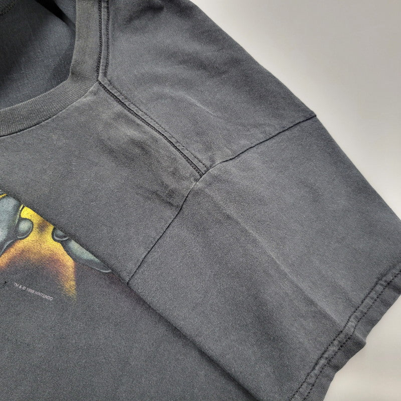 【現状渡し品】【メンズ】 USED NINTENDO POKEMON c1999 TRAINING IS OVER S/S TEE ポケモン ミュウツー 半袖 Tシャツ トップス 146-260530-as-06-izu カラー：ブラック 万代Net店