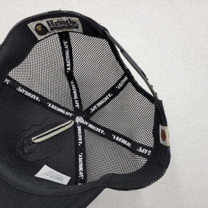【中古品】【メンズ/レディース】 A BATHING APE アベイシングエイプ 001CPL802002L CRYSTAL STONE STA LOGO MESH CAP クリスタル ストーン ロゴ メッシュ キャップ 帽子 185-260530-kh-01-izu サイズ：F カラー：ブラック 万代Net店
